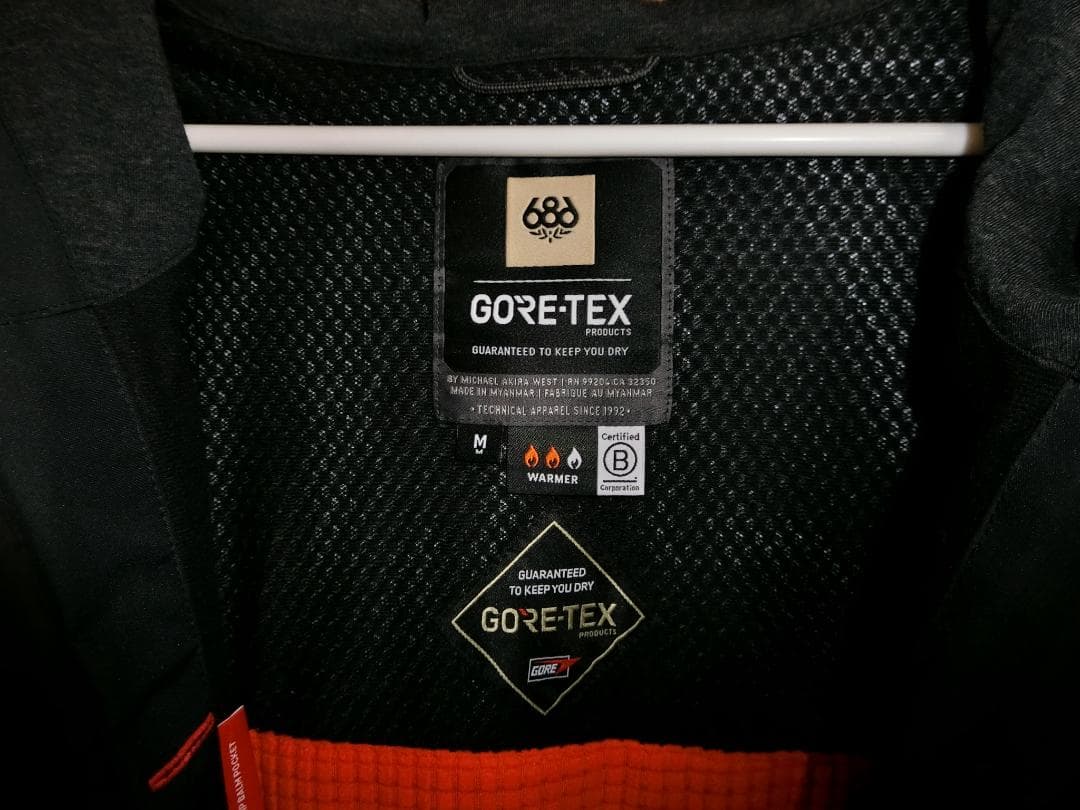 スノーボード 686 GORE-TEX GT THERMAGRAPH JACKET 25-26