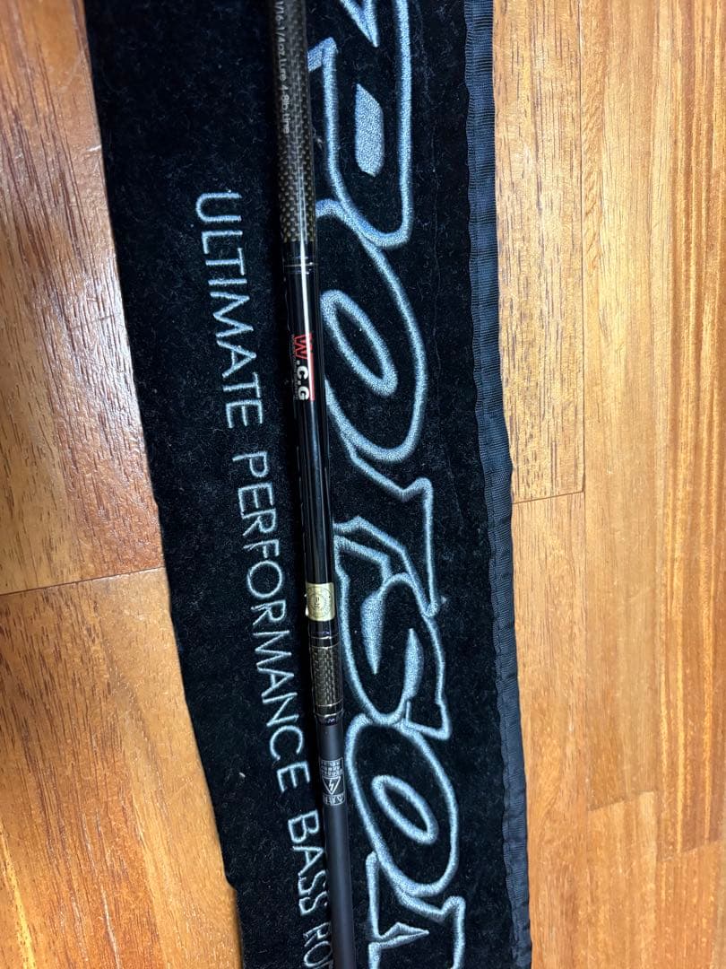 Z-OSOL バスロッド コルクグリップ　ポイズン