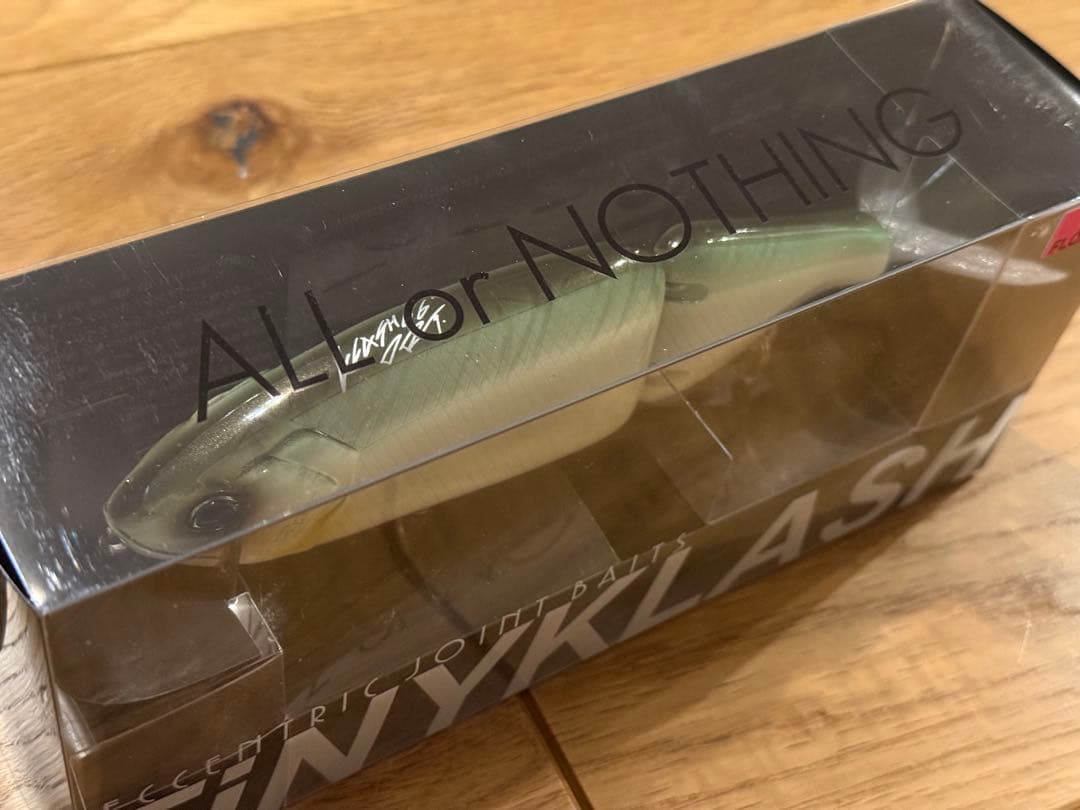 DRT TiNY KLASH low グリーンシャッド 新品未使用