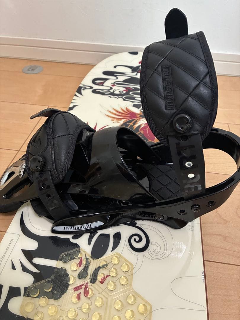 SALOMON MAIDEN 147cm✖️BURTON MISSION サイズS