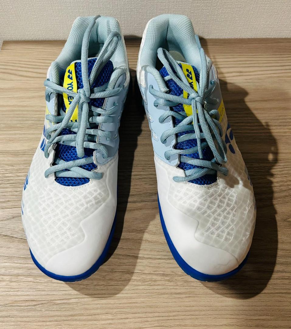 ★送料無料★美品 28 cm ヨネックス YONEX バドミントンシューズ