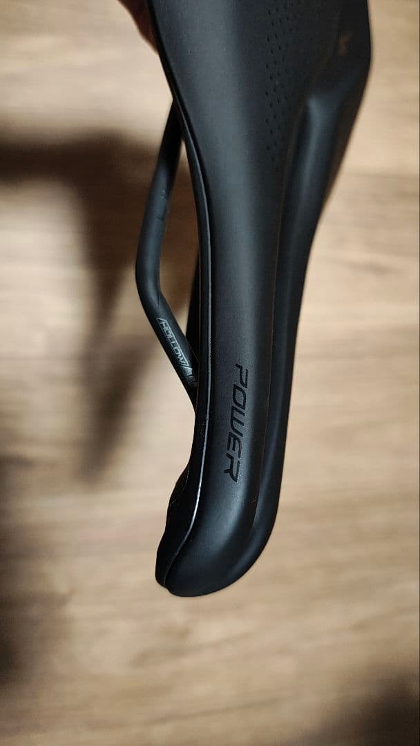 Specialized power expert サドル 155mm