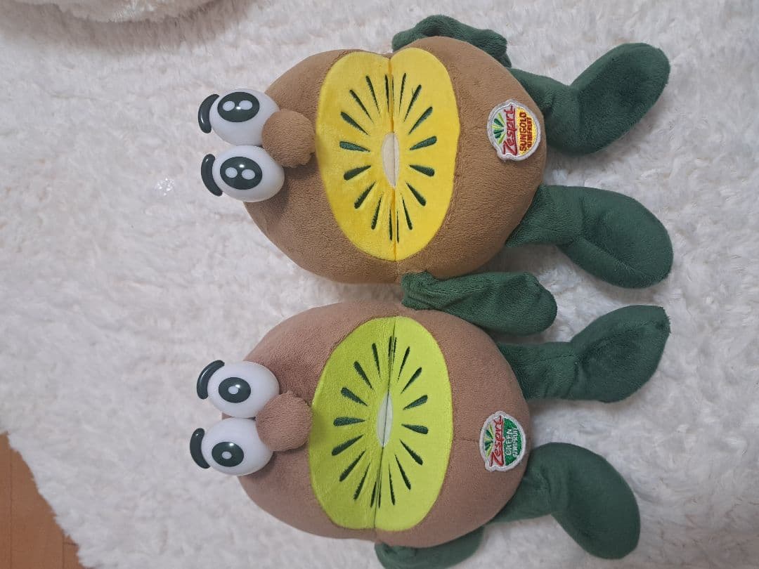 ゼスプリ　キウイブラザーズ　ぬいぐるみ中サイズ