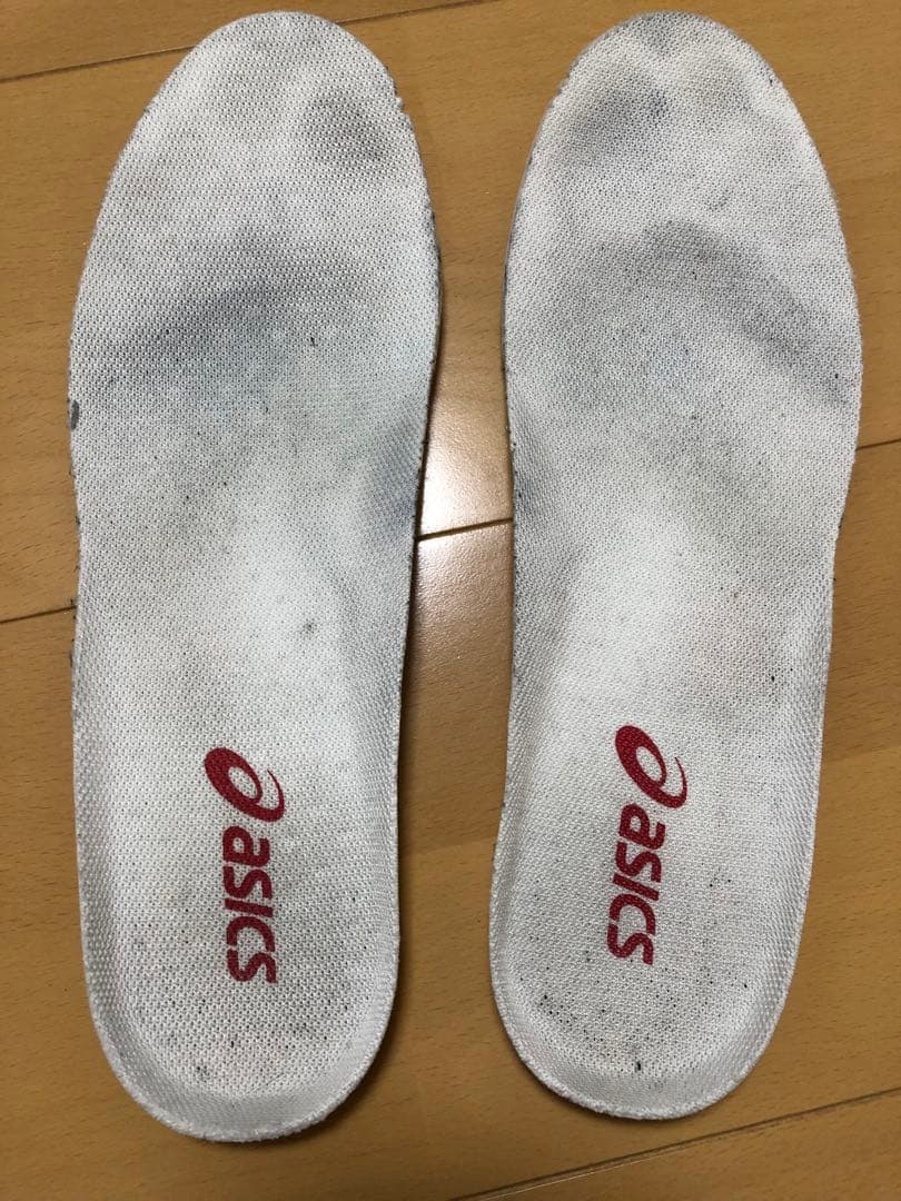 らた アシックス　ターサージャパン　27センチ中古品