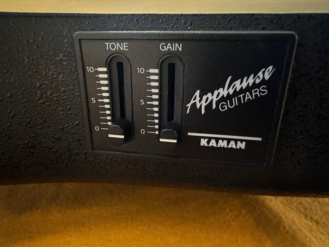 Applause by Ovation AE28 ハードケース付き