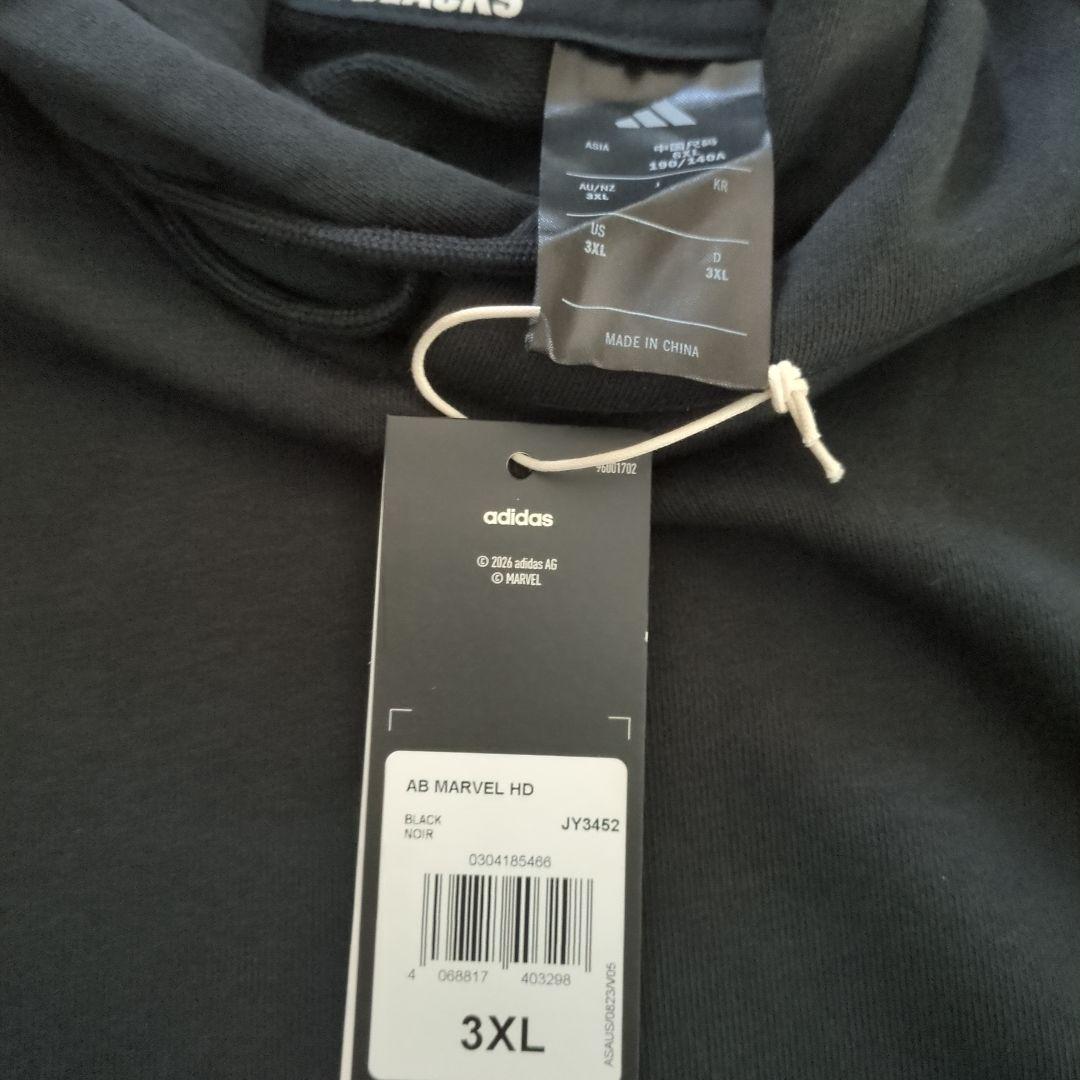 【新品・稀少サイズ3XL】アディダスオールブラックス x MARVELフーディー