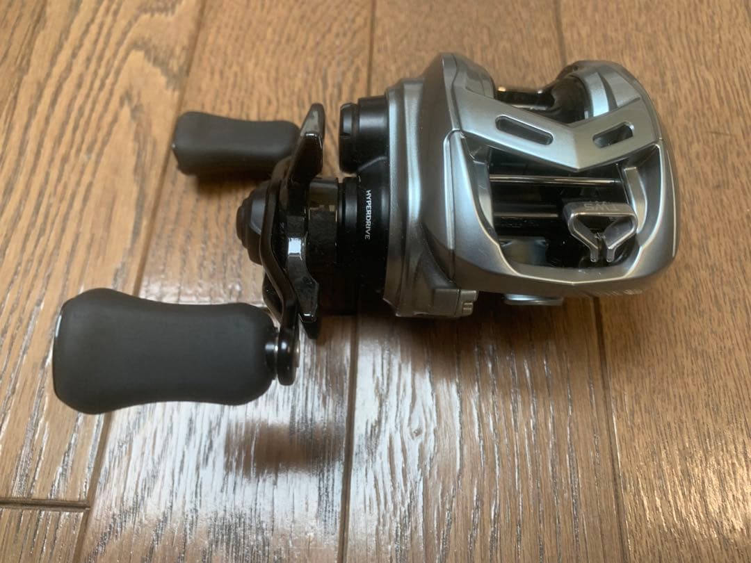 ダイワ　２１アルファス　ＳＶ　ＴＷ８００Ｈ　右　試投のみ