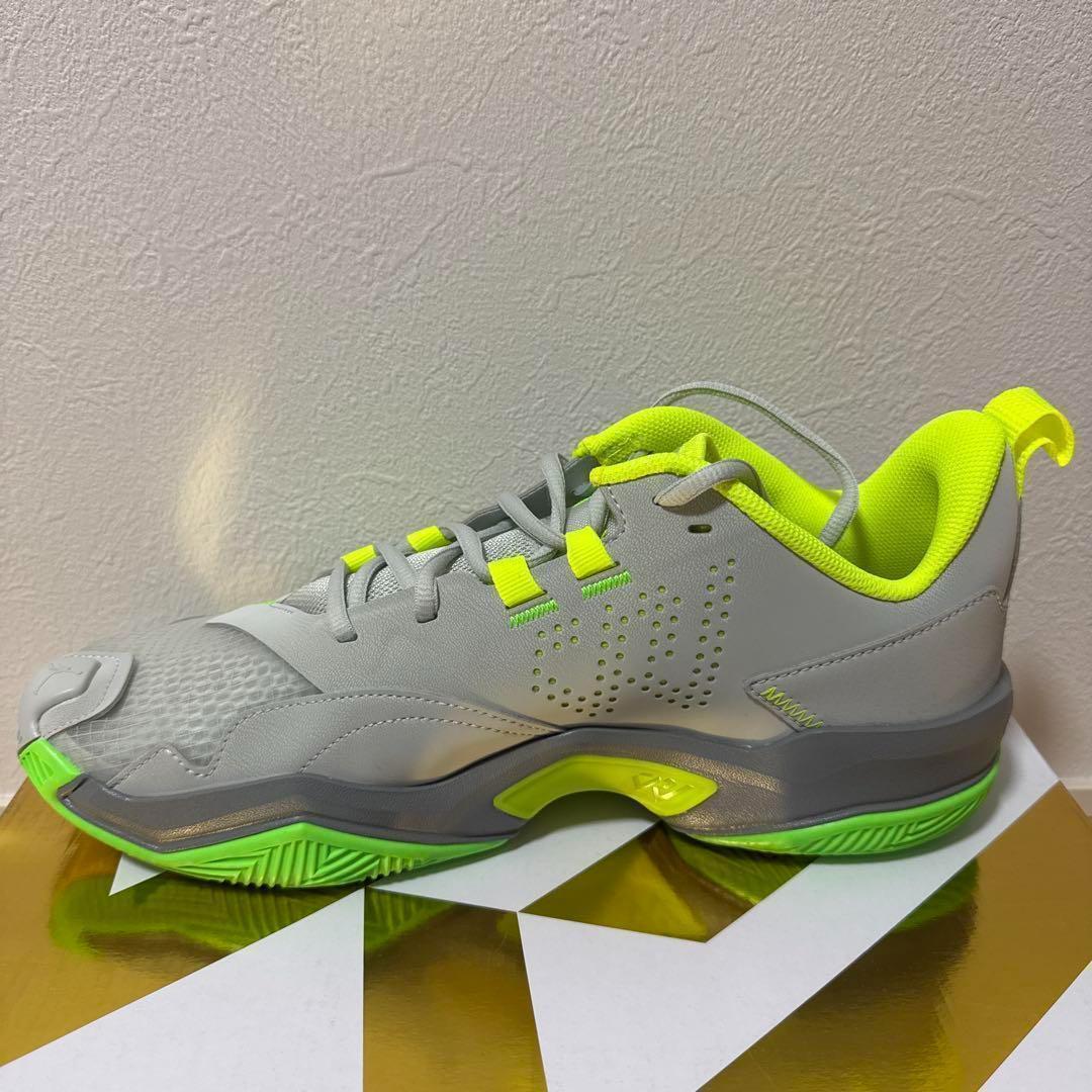 新品　NIKE ジョーダンワンテイク4PF バッシュ　グレー　蛍光色　28.5