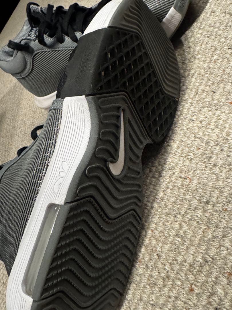 ナイキ レブロン ウィットネス 8 EP LEBRON Witness 8 EP