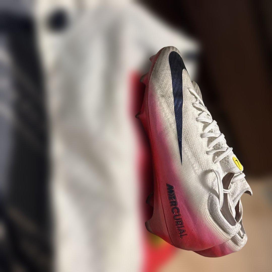 NIKEマーキリアル