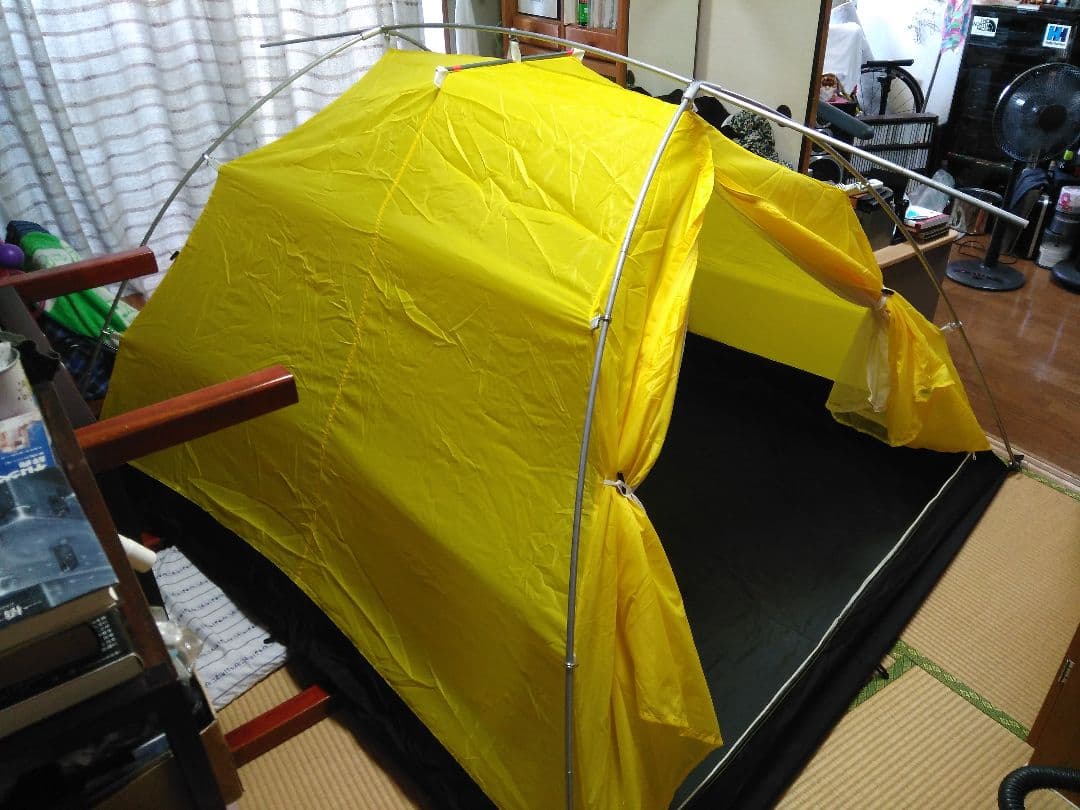 新品同様！最終値下げ中！絶版品ダンロップ軽量4人用テント。グッドデザイン賞選定！