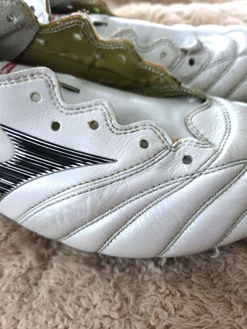 Mizuno Morelia NEOサッカースパイク　取り替え