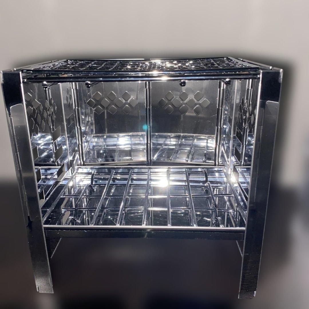 キャンプ用具　WAQチタンマグ、キャプテンスタッグバーベキューコンロなど