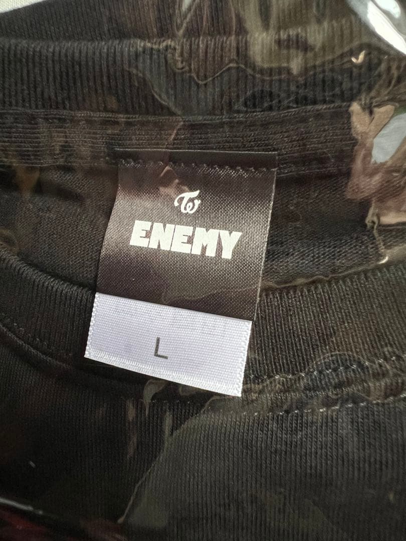 新品未開封　TWICE 『ENEMY』 PHOTO T-SHIRT Lサイズ
