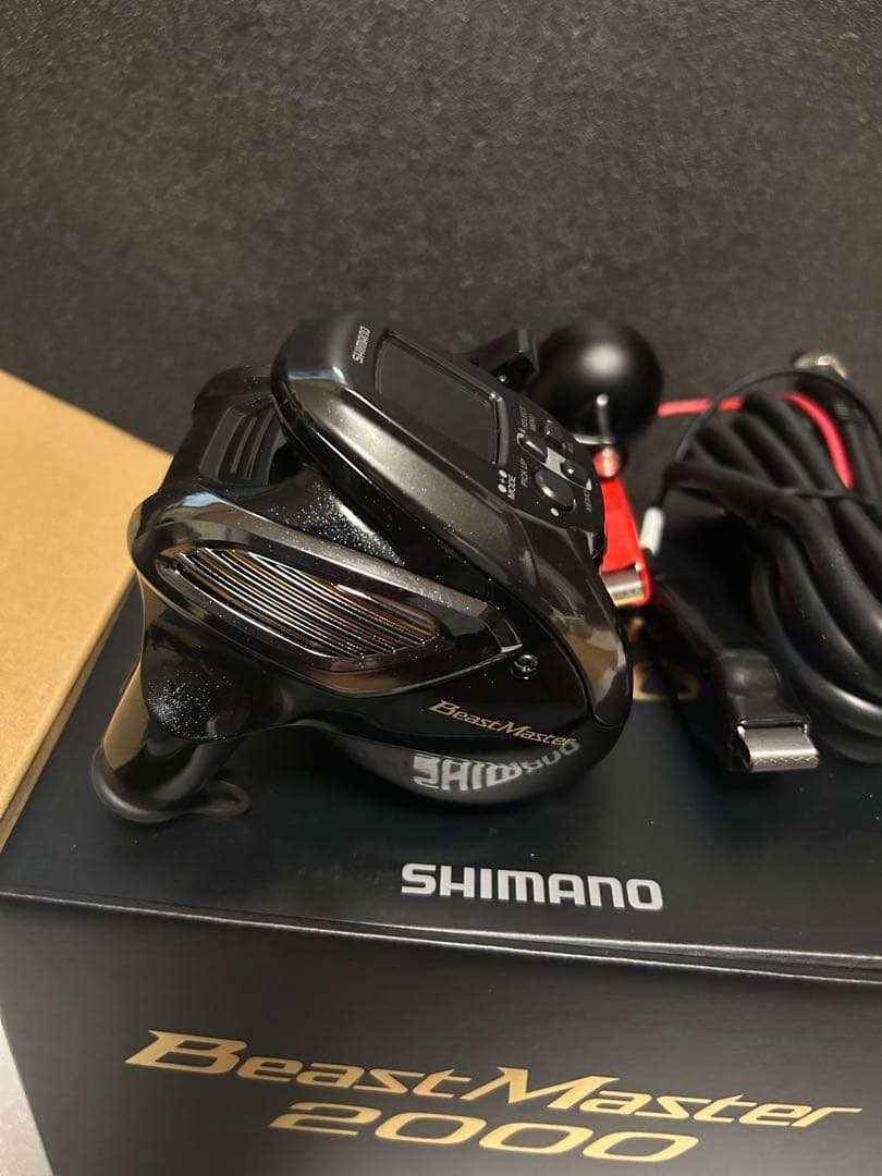 【美品】SHIMANO 22ビーストマスター 2000
