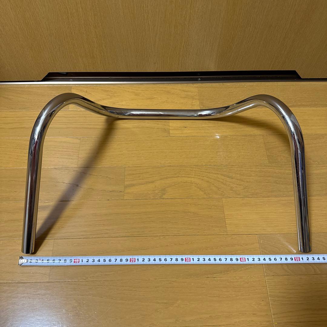 バイクハンドル　プルバック　7/8インチ