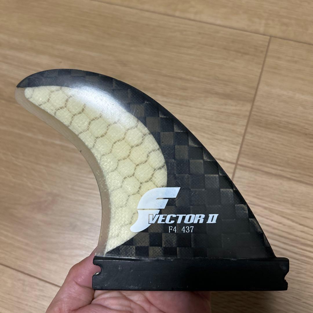 フューチャーフィン　小波最強　ブラックスティック　F4 Sサイズ