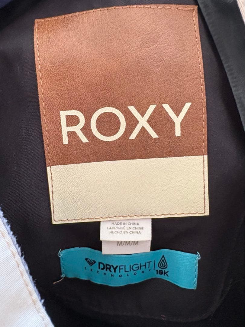 ROXY スノボーウェア
