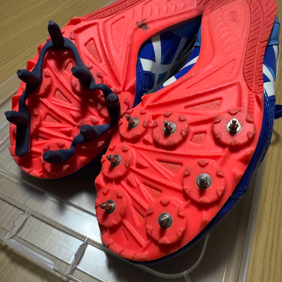 ASICS スパイクシューズ