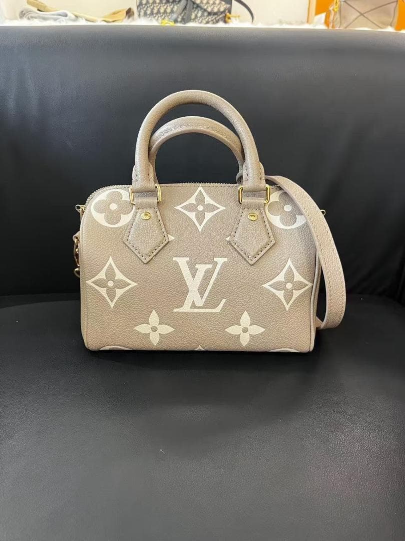 Louis @Vuitton ベージュ モノグラム ショルダーバッグ~~~