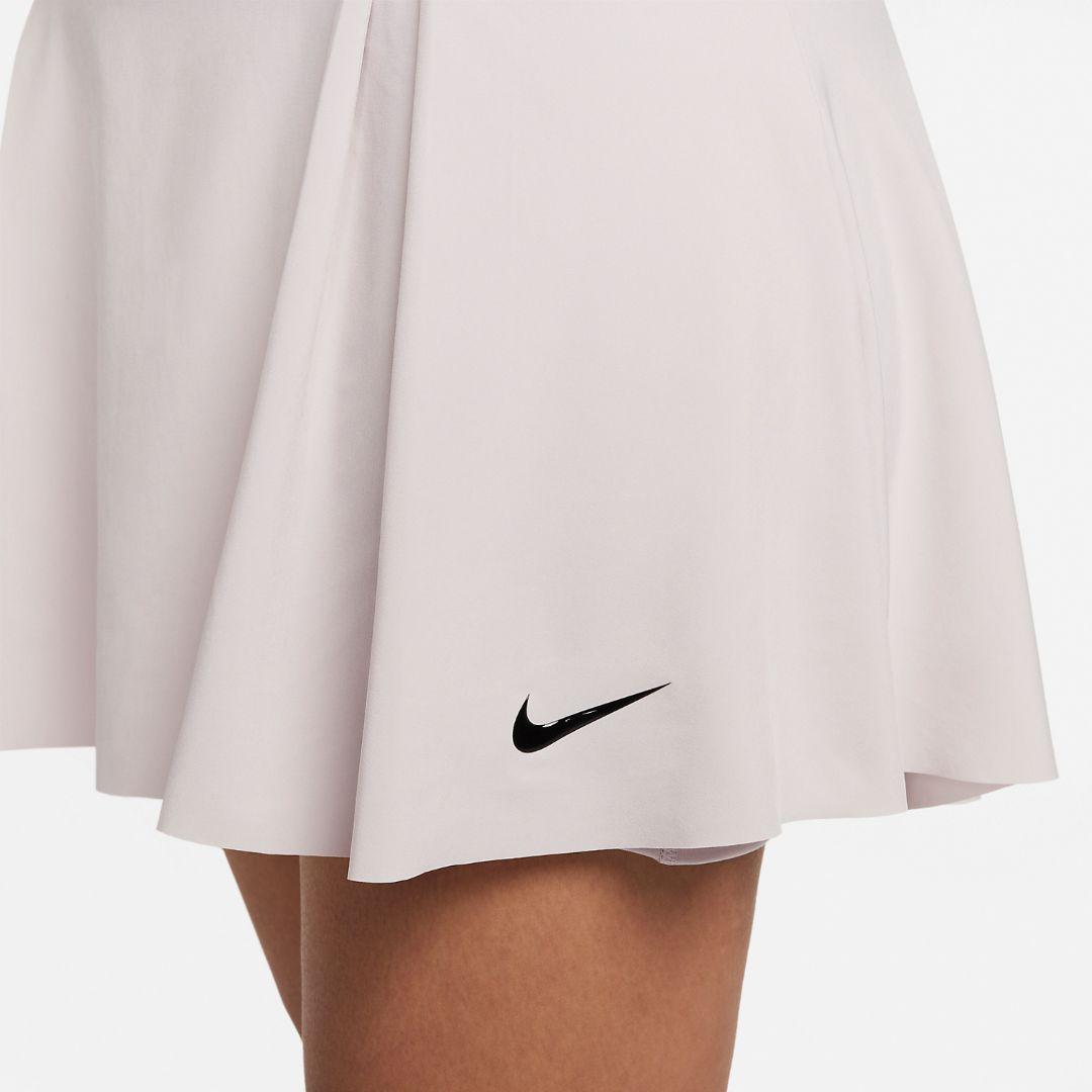 【新品】NIKE海外スコートS〜M
