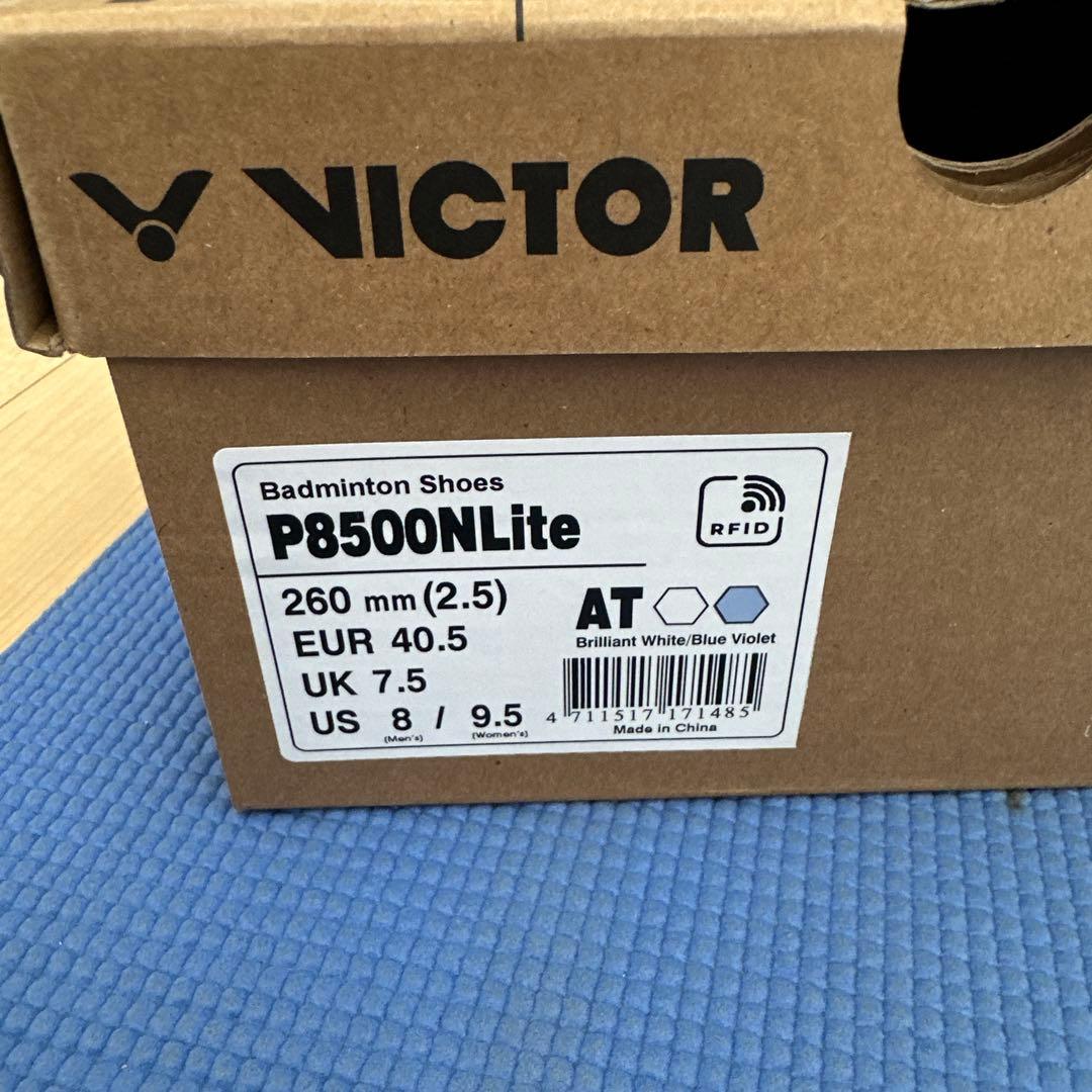 VICTOR ビクター　NitroLite P8500nl バドミントンシューズ
