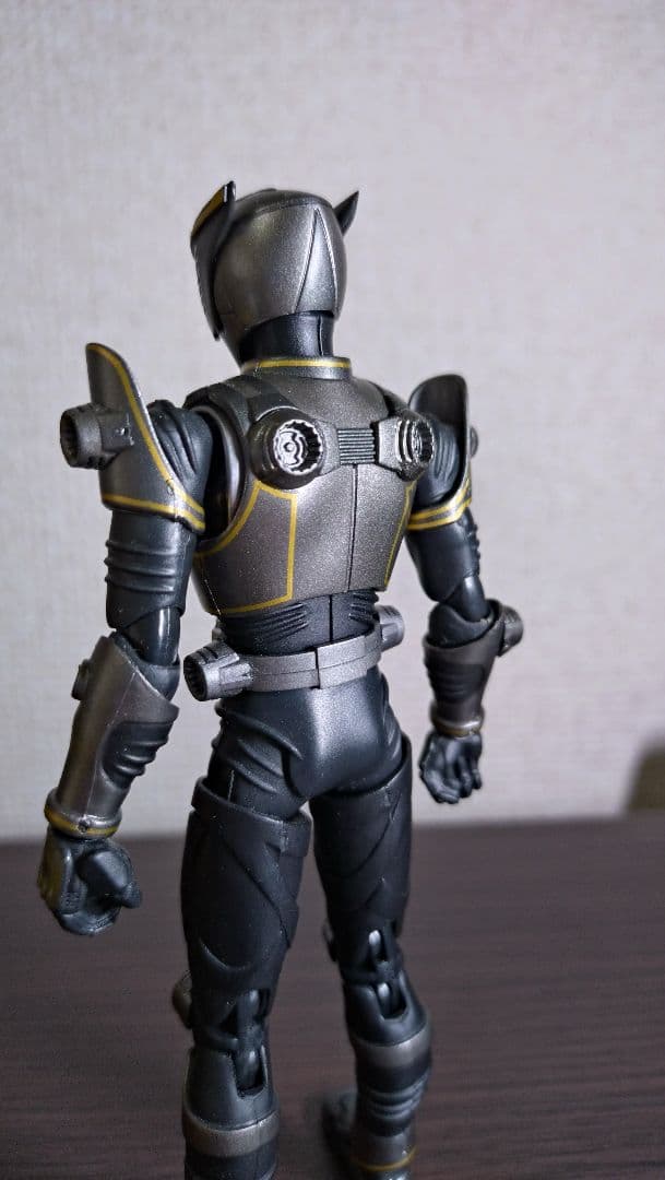 S.H.Figuarts 仮面ライダーリュウガ＆ドラグブラッカー 「仮面ライダ…