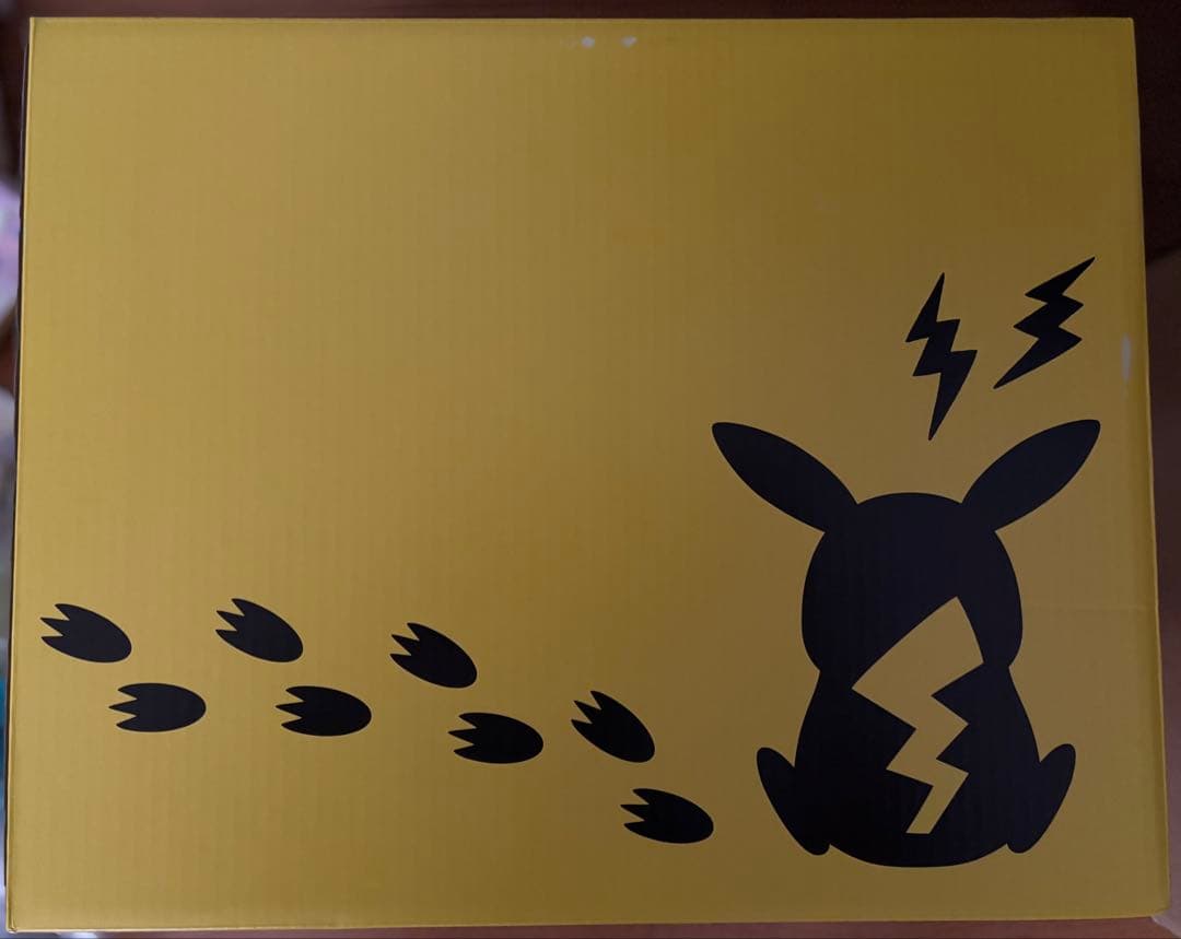 完全未開封 ポケモン30周年記念 おかえり!ピカチュウ1/1 専用BOX入り