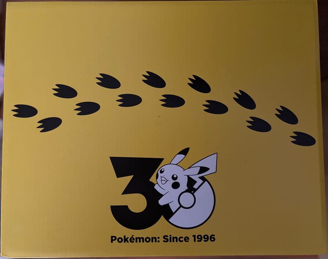 完全未開封 ポケモン30周年記念 おかえり!ピカチュウ1/1 専用BOX入り