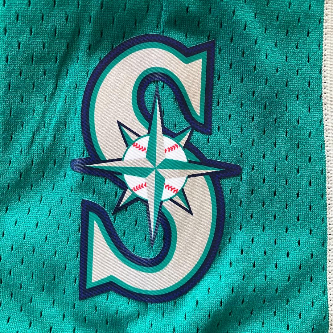 【新品】メジャーリーグ　MLB シアトル・マリナーズ　ハーフパンツ　バスパン