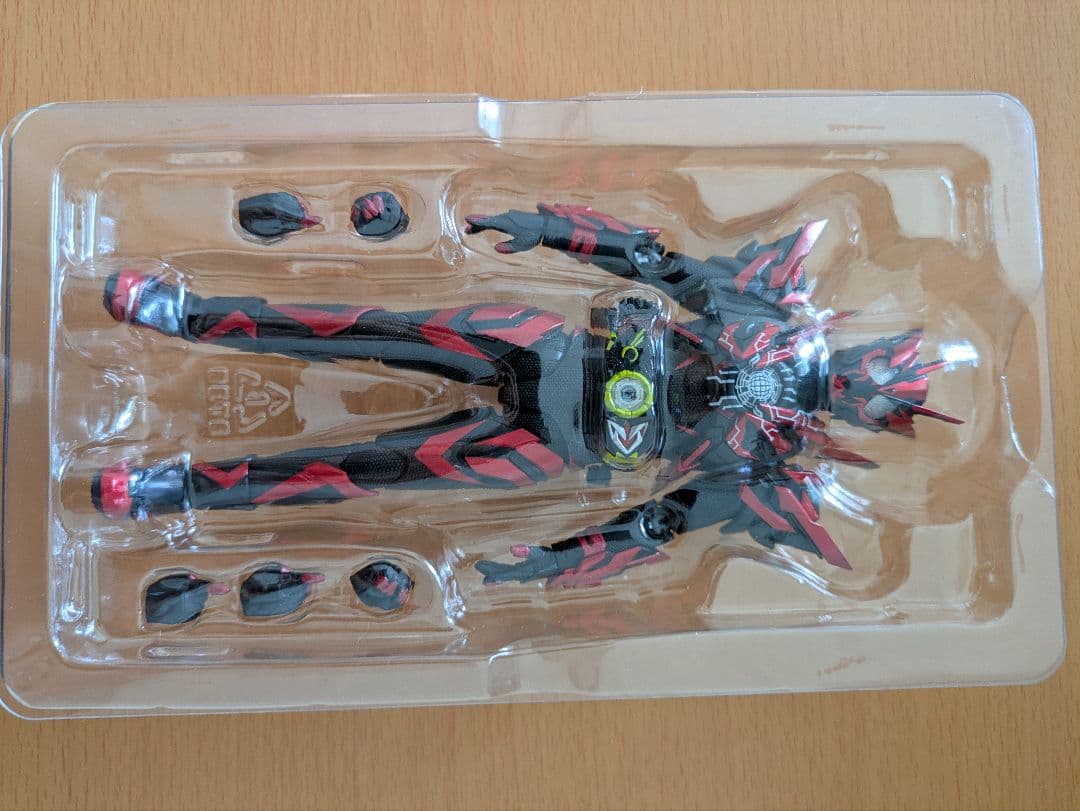 s.h.figarts 仮面ライダーゼロワン ヘルライジングホッパー