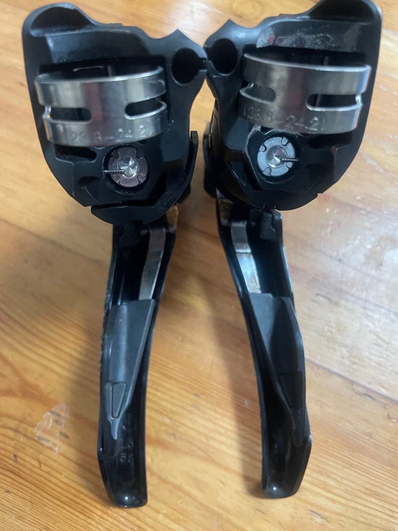 SHIMANO シマノ シフター　105 ST-5800 11S