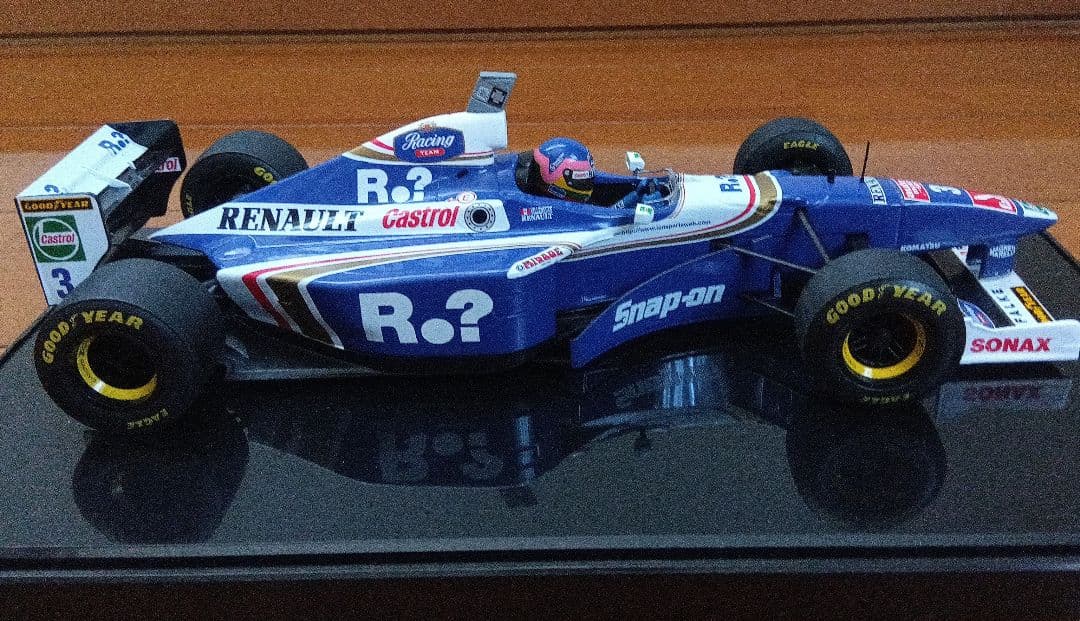 1997 1/18 WilliamsRenault FW19J.ビルニューブ