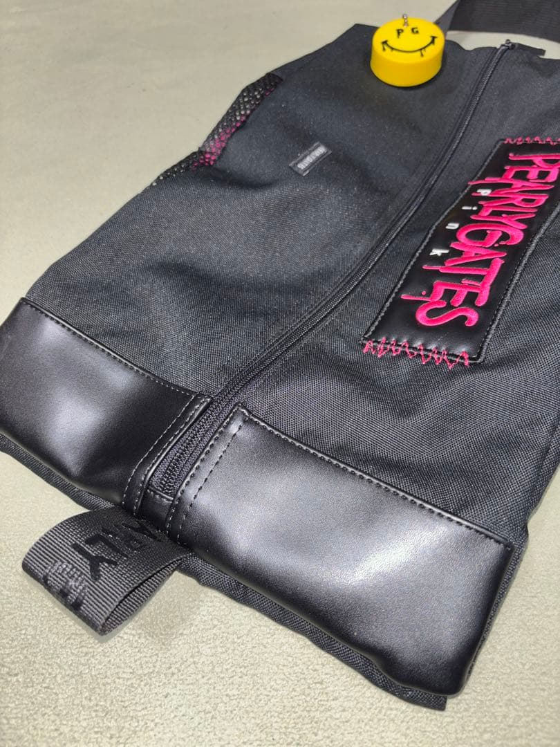 （超美品）パーリーゲイツ、pink&black、ペイントロゴ、シューズケース