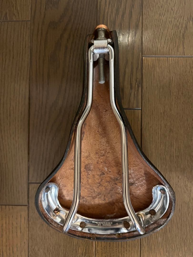 BROOKS ビンテージ 自転車レザーサドル 英国製品
