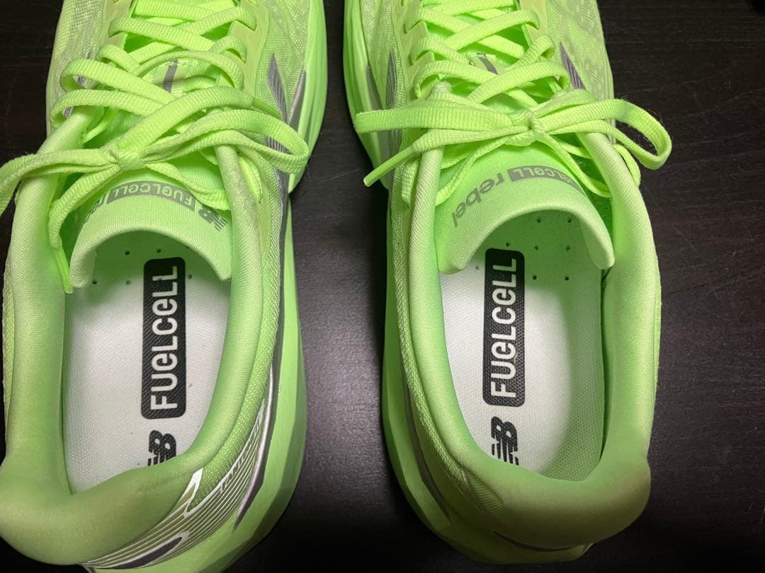 【限定モデル】New Balance フューエルセルレベルv5 28.5cm