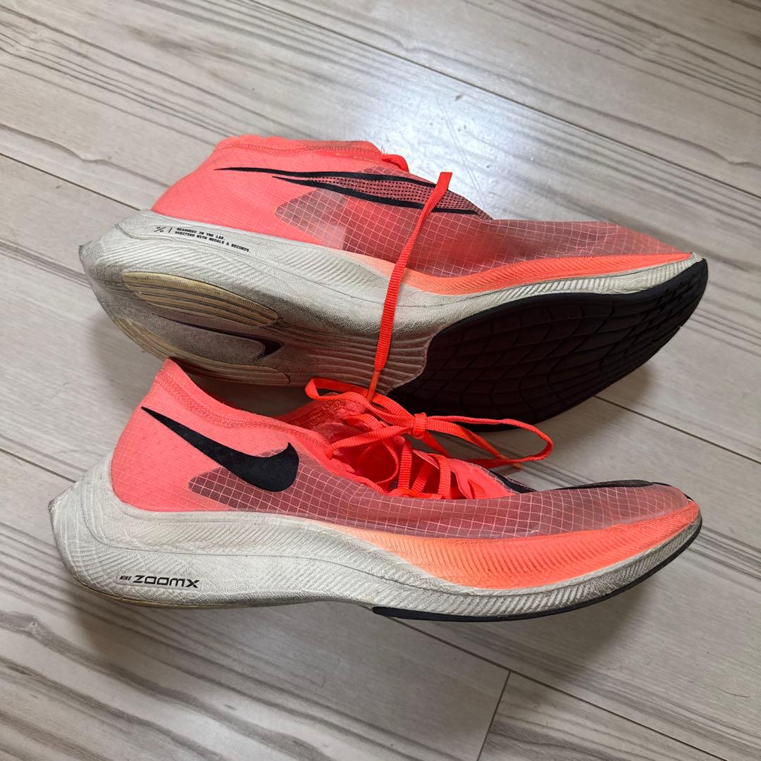 ナイキ(NIKE）ズームXヴェイパーフライネクスト% 26.5cm