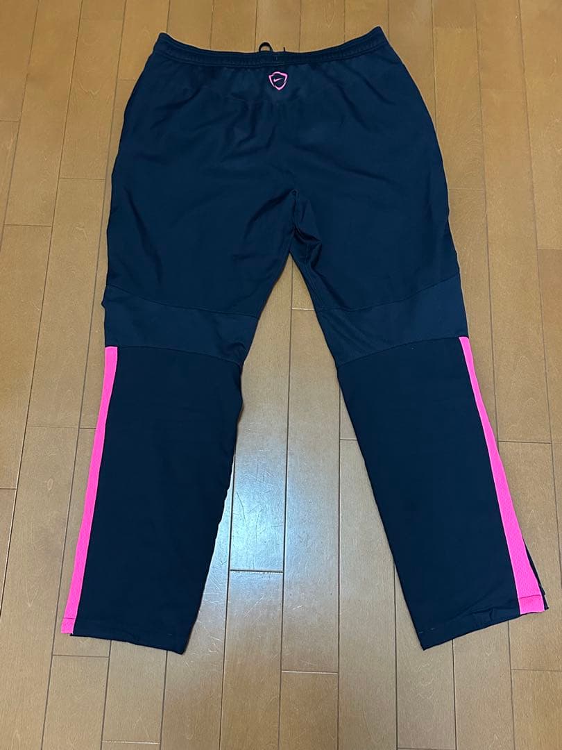 チェBarcelona Nike ジャージ セットアップ ネイビーピンク