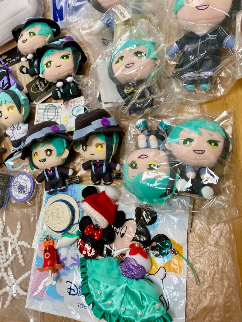 ツイステッドワンダーランド ジェイド フロイド ぬいぐるみ まとめ売り