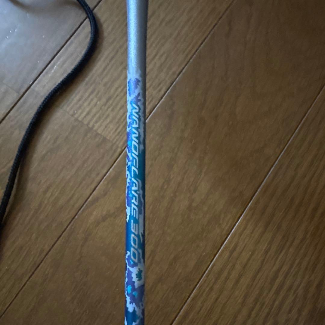 ナノフレア300バドミントンラケット(ケース付)