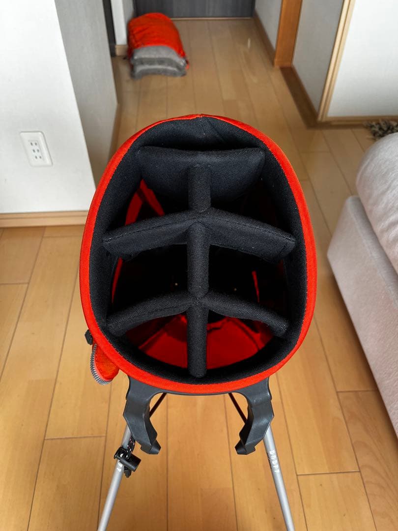 専用　大人気ONOFF オノフ スタンド型キャディバッグ 9型　軽量　オレンジ