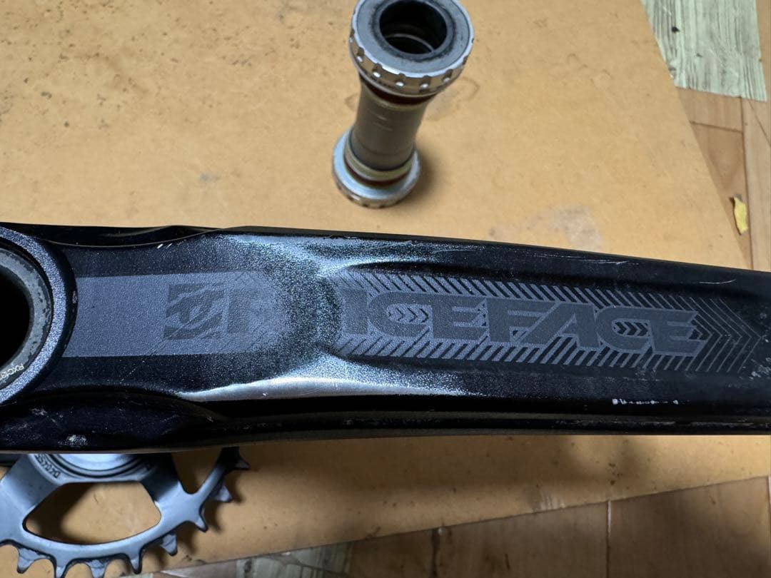 MTBクランクセットBOOST 170mm 28t 軸24mm BB（BSA）付