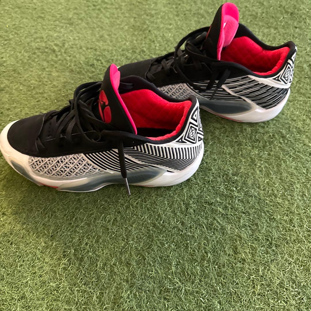 Jordan 38 ローカット　バスケットボールシューズ 綺麗