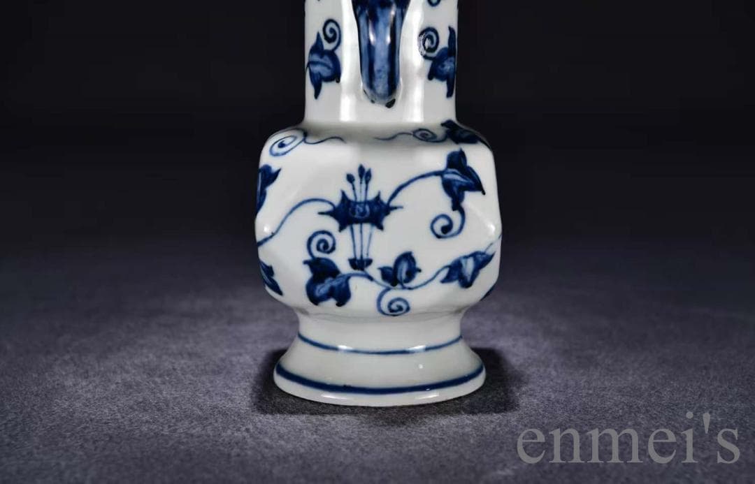 中国古美術・大明宣徳紋・青花花紋両耳瓶・花瓶・唐物・陶磁器・青花磁・朝顔紋・賞物