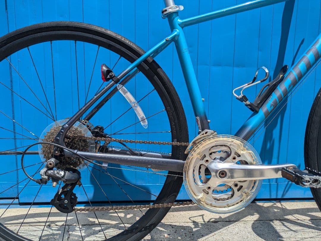 GIANT　ESCAPE 　DISC　クロスバイク　中古　自転車　名古屋配送無料