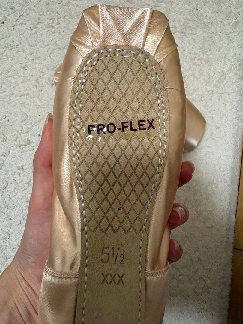 PRO-FLEX トゥシューズ 5½ ベージュ