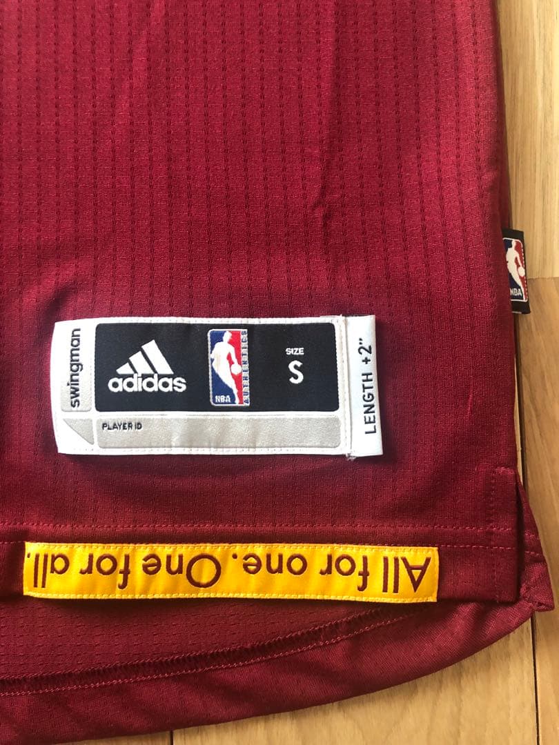 【S未使用タグ付】カイリーアービング CAVS ユニフォーム