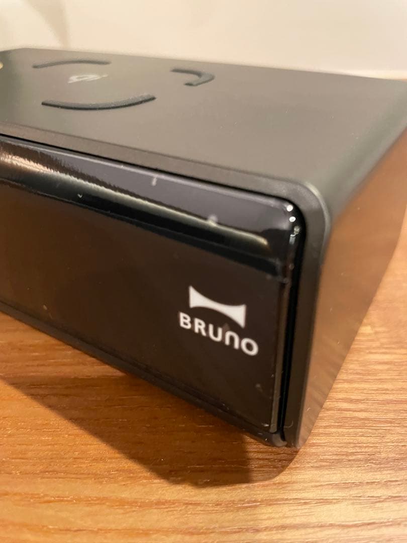 BRUNO LCDクロック　ワイヤレス充電　時計　湿温時計　ブラック