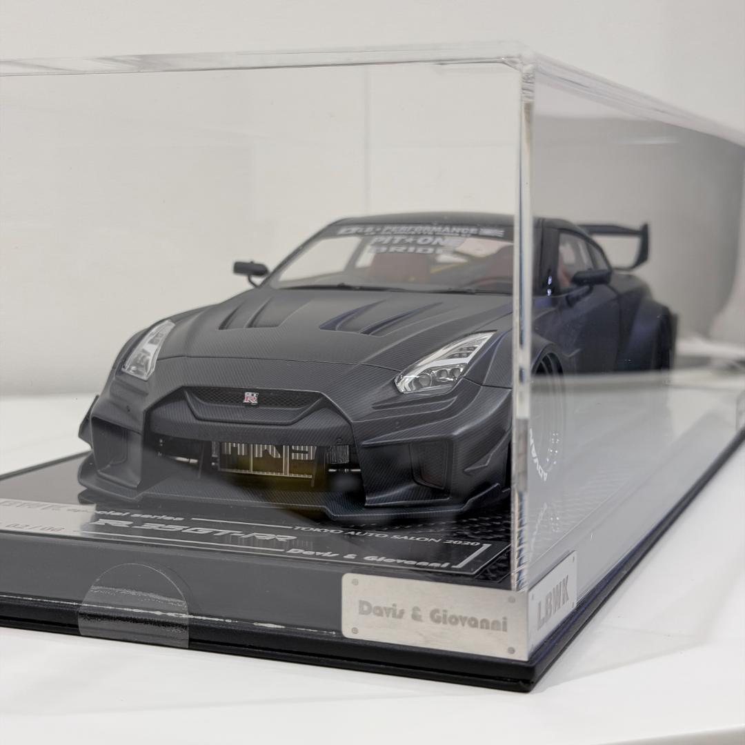 ミニカー LBWK R35GT-RR Davis&Giovanni 1/18