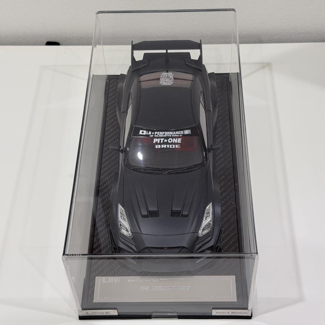 ミニカー LBWK R35GT-RR Davis&Giovanni 1/18